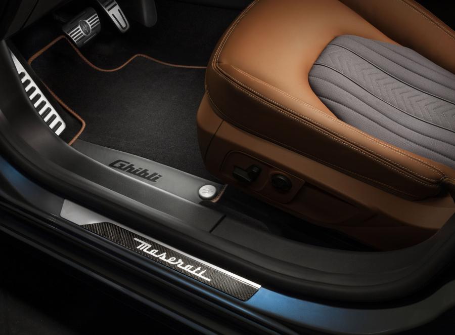  Maserati Ghilbi Ermenegildo Zegna Edition Concept 2014 года  (фото 7 из 12)